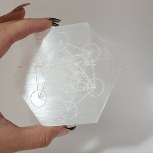 Selenite Charging Plate.